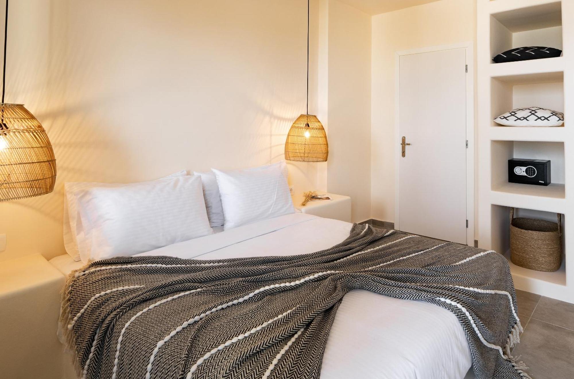 Maeva Suites Santorini Pýrgos Екстериор снимка