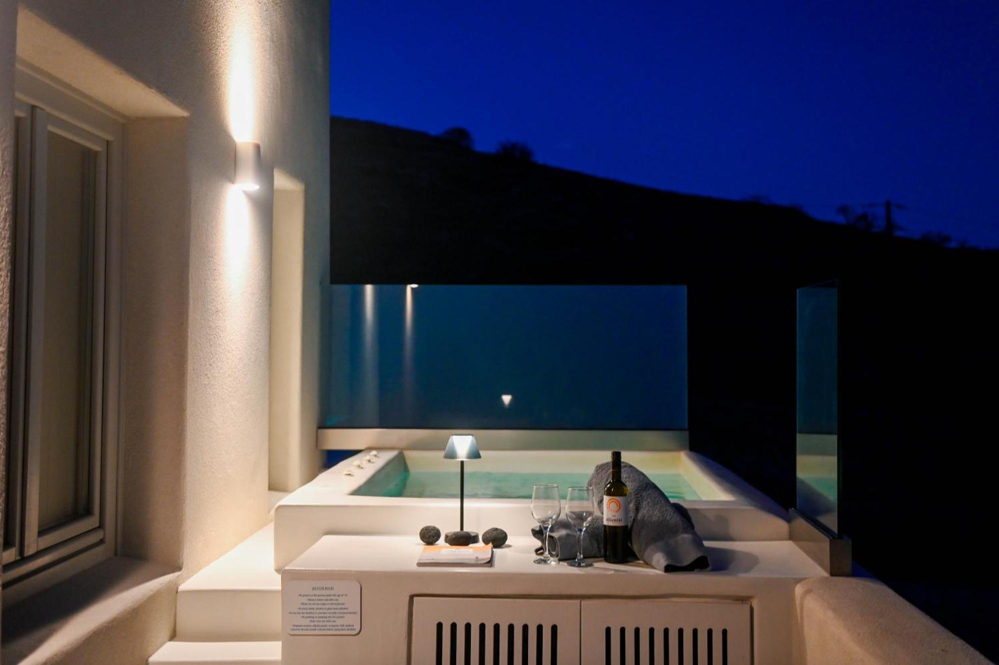 Maeva Suites Santorini Pýrgos Екстериор снимка